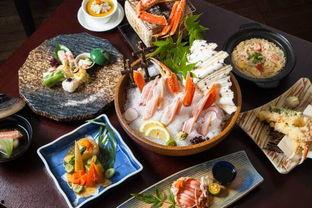 南昌上海路吃瓜,街头吃瓜，品味市井生活百态