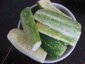 瓜泡在缸里怎么吃,古法美食新体验