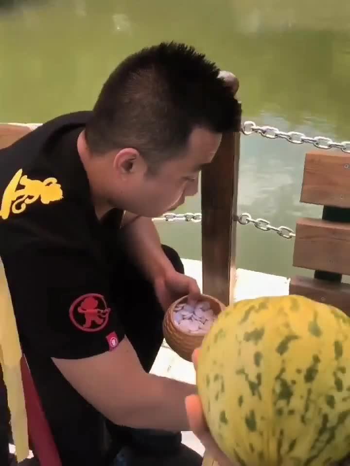 吃瓜刀不刀,刀不刀，真相揭晓