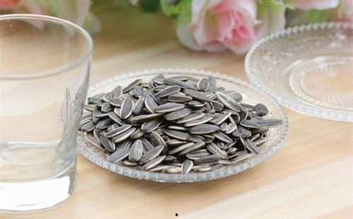 吃瓜娃娃吃瓜子